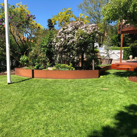 Bedkant i 3 mm cortenstål