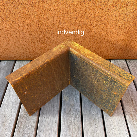 Hjørne for bedkant med bøyd kant